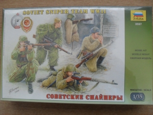ZVEZDA 1/35 3597 WWII SOVIET SNIPER TEAM